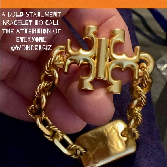 🆕 Tory Burch Authentic Torsade Vintage Gold Engraved Logo Bracelet - Picture 8 of 9